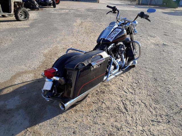 2011 HARLEY-DAVIDSON FLHR 1HD1FB41XBB646086