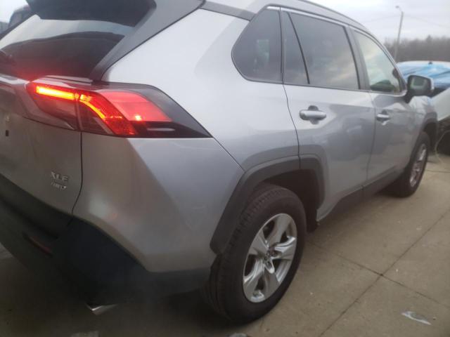 2019 TOYOTA RAV4 XLE - JTMP1RFV9KJ006167