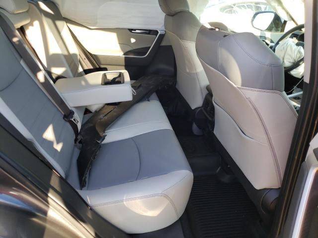 2019 TOYOTA RAV4 XLE P JTMA1RFV6KD029989