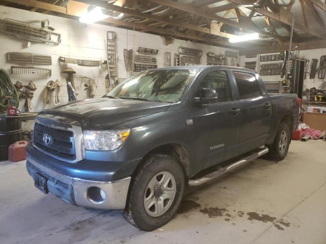 5TFDM5F1XAX002365 Toyota Tundra Cre 2010. Фото: 1
