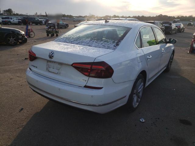 2017 VOLKSWAGEN PASSAT SE 1VWGT7A35HC051945