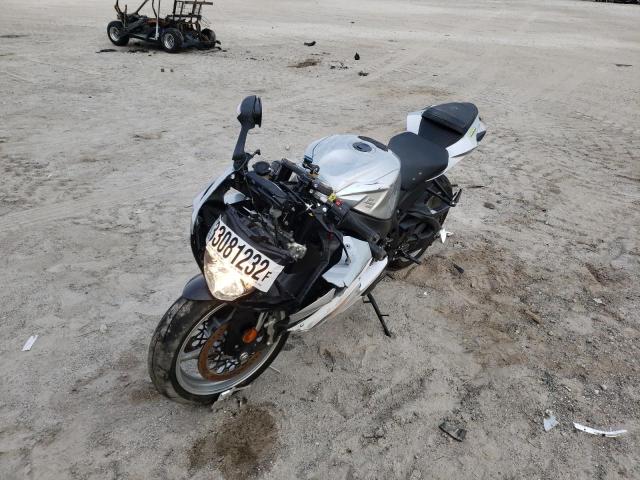 2018 SUZUKI GSX-R600 JS1GN7FA8J2100842