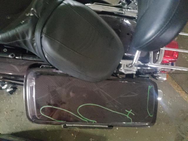 2007 HARLEY-DAVIDSON FLHX 1HD1KB4157Y688729