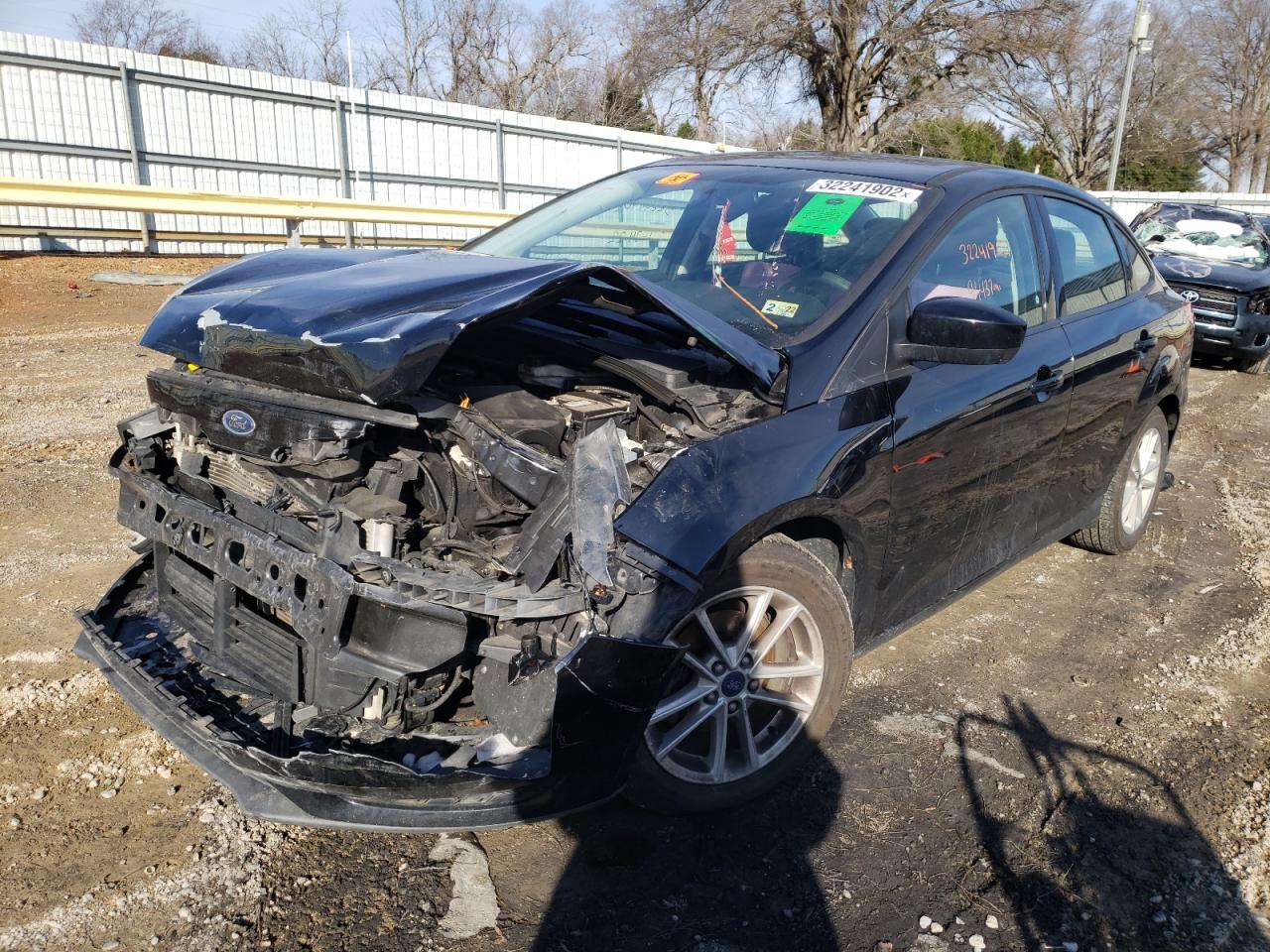 1FADP3F29JL326330 2018 Ford Focus Se