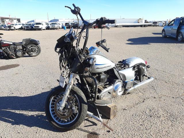 2011 HARLEY-DAVIDSON FLTRU 1HD1KGM19BB670954