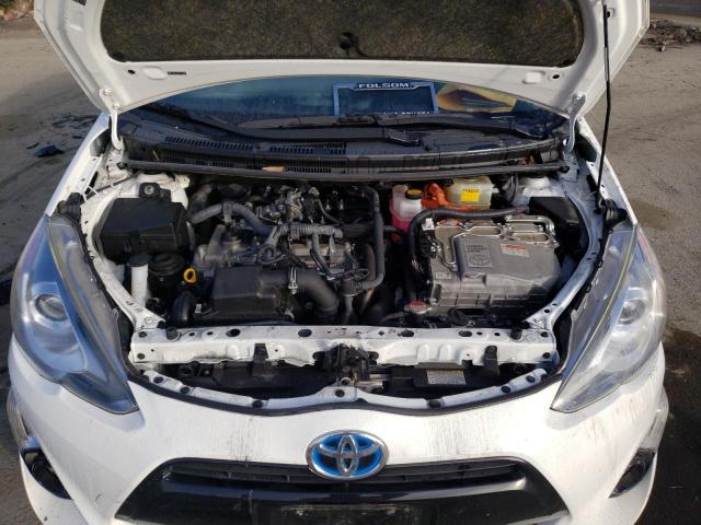 2016 TOYOTA PRIUS C JTDKDTB31G1118083