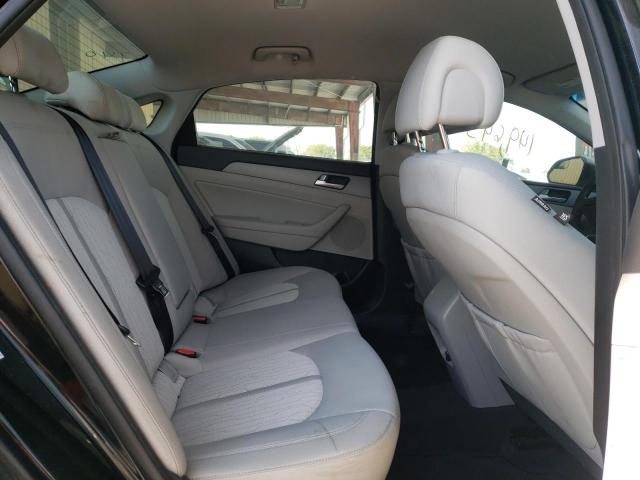 2017 HYUNDAI SONATA HYB KMHE24L13HA060044