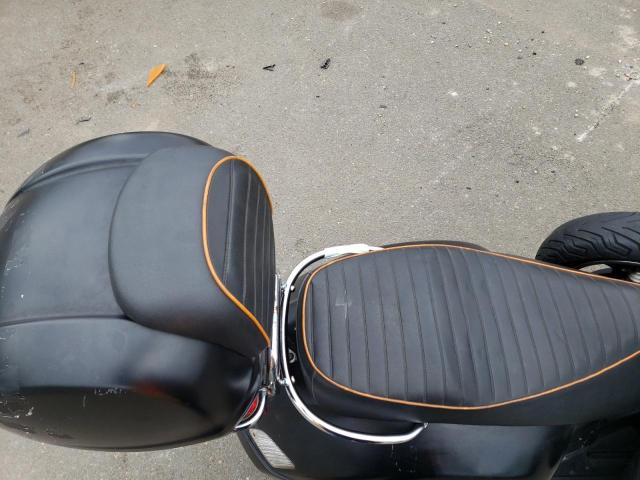 2014 VESPA GTS 300 SU - ZAPM459L3E5802163
