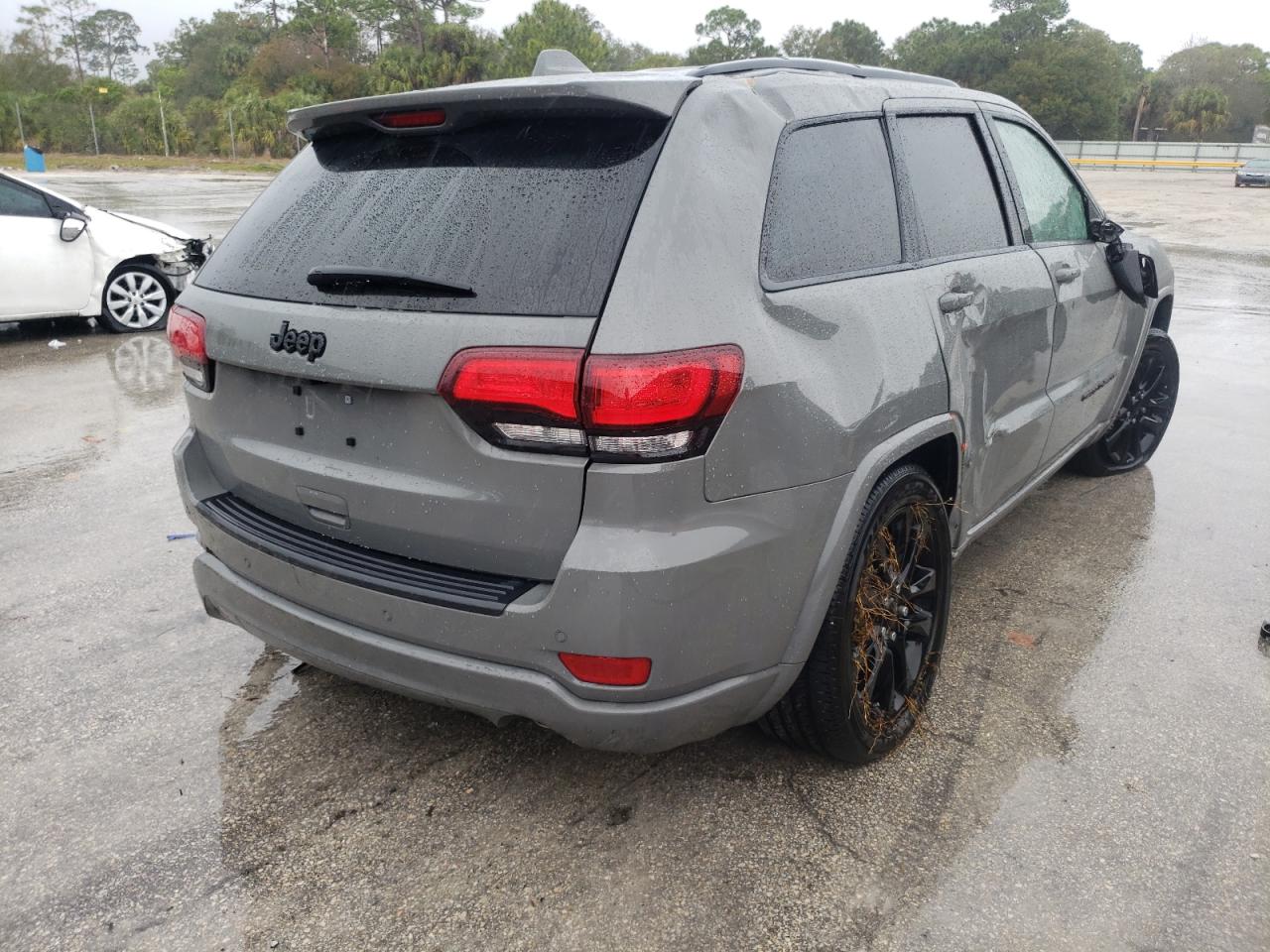 2021 Jeep Grand Cherokee - Image 4