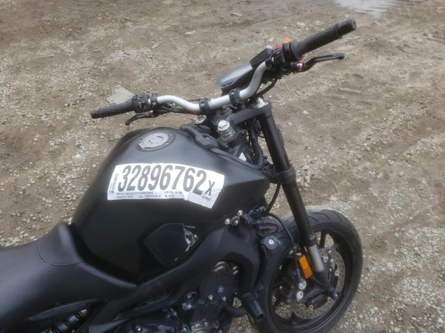 2016 YAMAHA FZ09 JYARN33E1GA011770