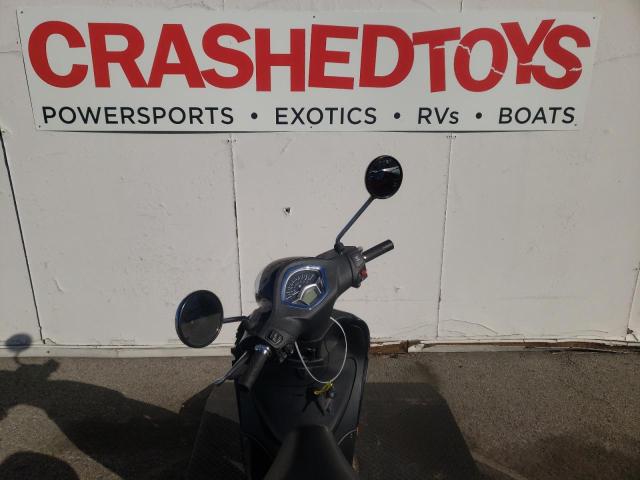 2019 PIAGGIO MOTORCYCLE ZAPM898G0K7001125