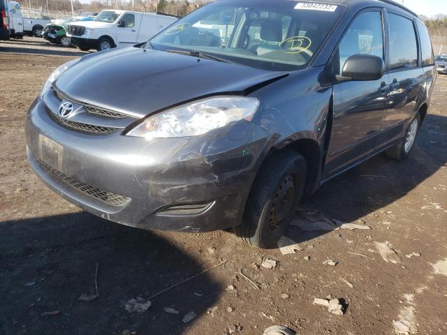 5TDKK4CC6AS295166 Toyota Sienna Ce 2010. Фото: 1