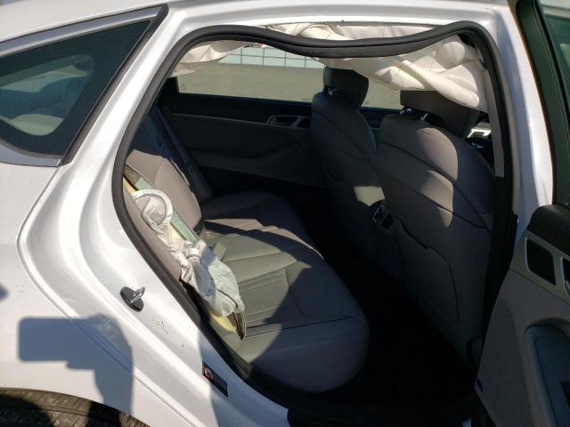 2015 HYUNDAI GENESIS 3. KMHGN4JE1FU069844