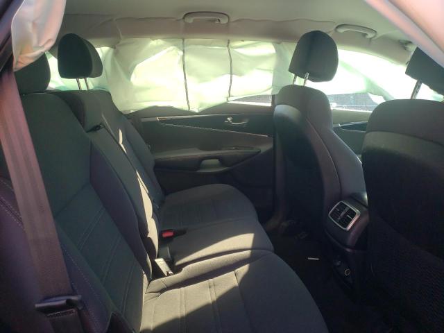 2017 KIA SORENTO LX 5XYPG4A31HG214432