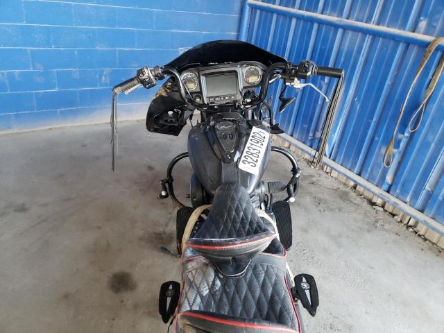 2018 INDIAN MOTORCYCLE CO. CHIEFTAIN 56KTCDAA3J3359727