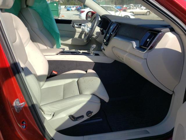 2019 VOLVO XC60 T6 MO LYVA22RK6KB191766