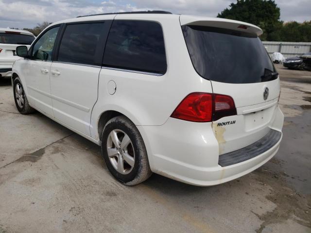 2011 VOLKSWAGEN ROUTAN SE 2V4RW3DG7BR717606