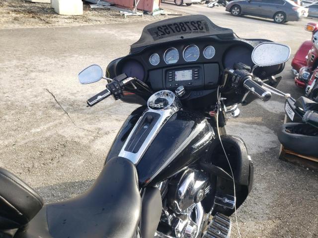 2016 HARLEY-DAVIDSON FLHTCUL UL 1HD1KDM16GB618090