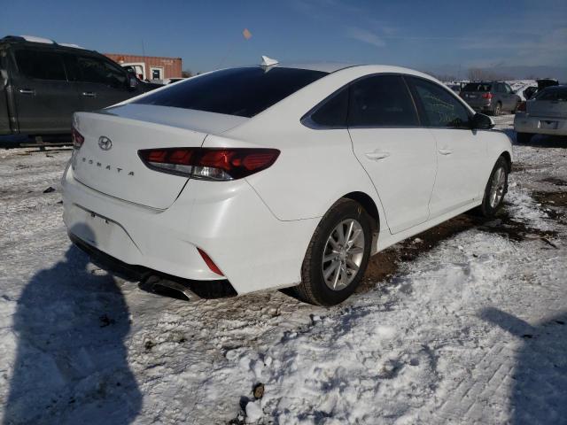VIN: 5NPE24AF7JH644058 Auction: COPART Lot: 33100532 Location: IL - CHICAGO NORTH 5NPE24AF7JH644058 HYUNDAI SONATA 2018 WHITE Photo 4