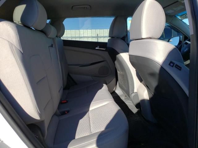 2019 HYUNDAI TUCSON SE - KM8J2CA41KU959643