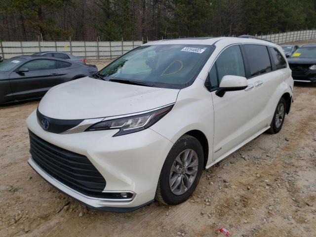 5TDYRKEC2MS053972 Toyota Sienna Xle 2021. Фото: 1