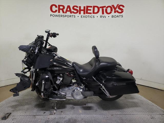 2017 HARLEY-DAVIDSON FLTRU 1HD1KGD10HB602695