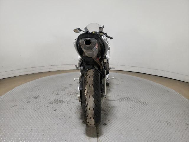 2016 HONDA CBR600 RR JH2PC40J8GK200734