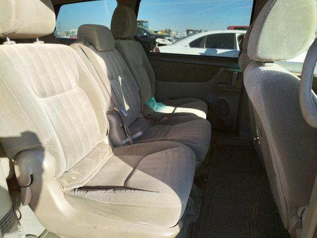 5TDKK4CC8AS304093 Toyota Sienna Ce 2010. Фото: 5
