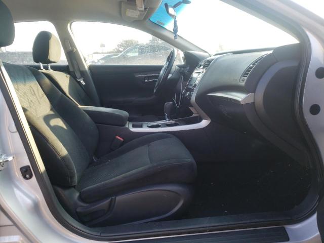 1N4AL3AP2FC155557 Nissan Altima 2.5 2015. Фото: 4