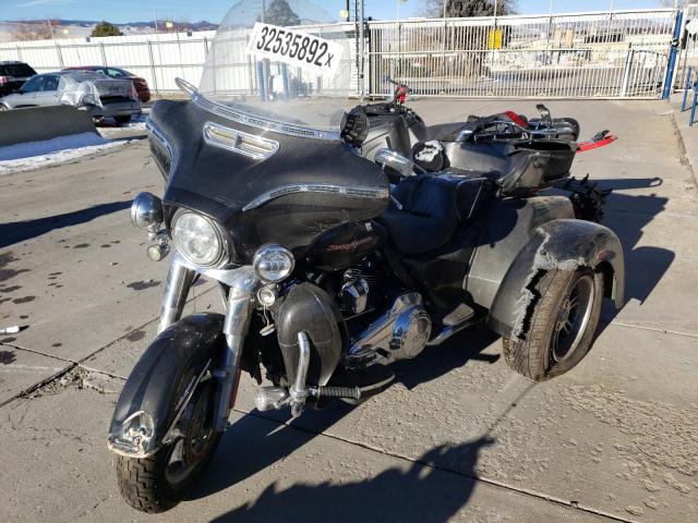 2019 HARLEY-DAVIDSON FLHTCUTG 1HD1MAF11KB853138