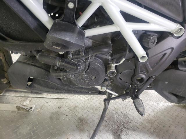 2015 DUCATI DIAVEL ZDM13BSW3FB026263