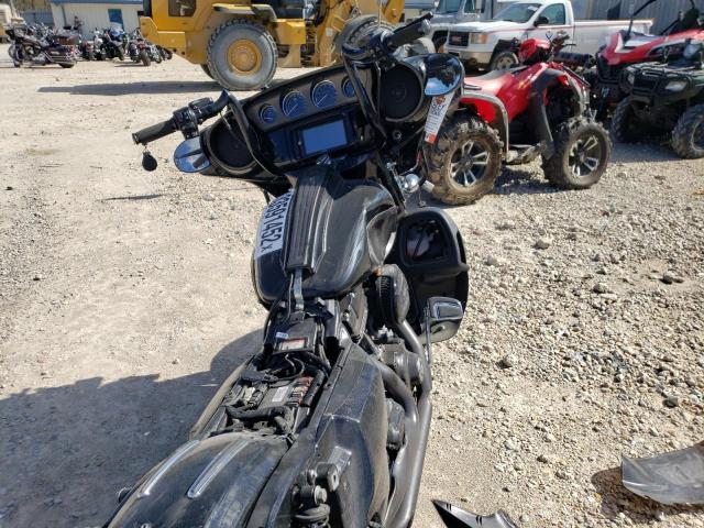 1HD1PXN11FB963771 Harley-Davidson Flhxse Cvo 2015. Фото: 4
