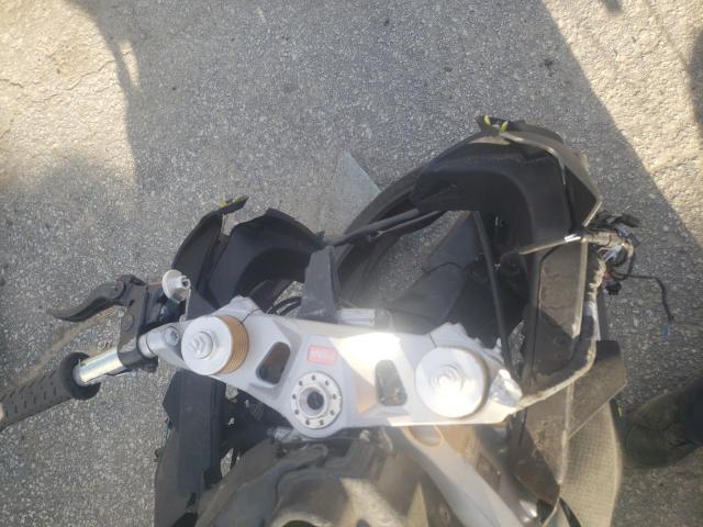 2021 APRILIA RS 660 ZD4KSUA06MS000303