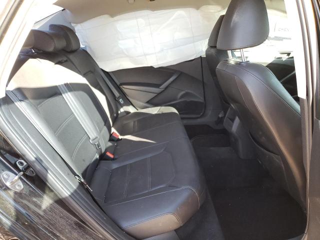 2015 VOLKSWAGEN PASSAT S - 1VWAS7A31FC117218