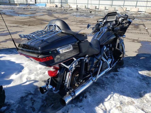 2017 HARLEY-DAVIDSON FLTRU 1HD1KGD11HB623815