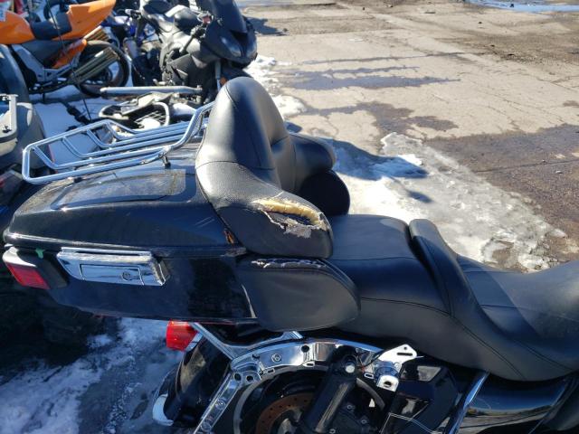 2017 HARLEY-DAVIDSON FLTRU 1HD1KGD11HB623815
