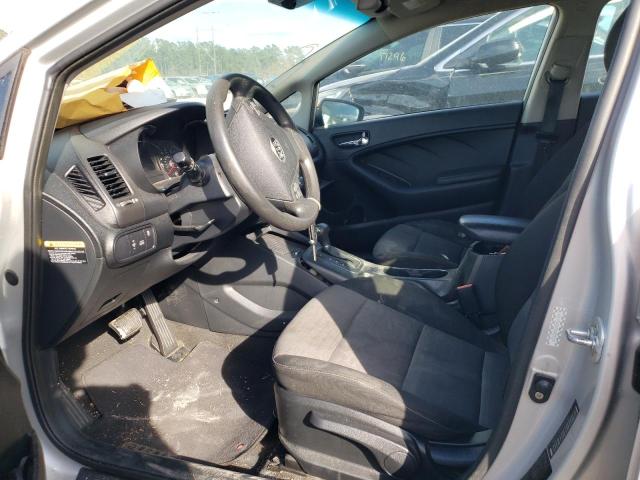 KNAFX5A8XG5492909 KIA FORTE EX