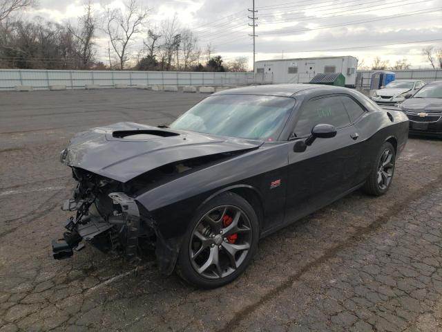 2C3CDZBT1FH717206 Dodge Challenger 2015. Фото: 1