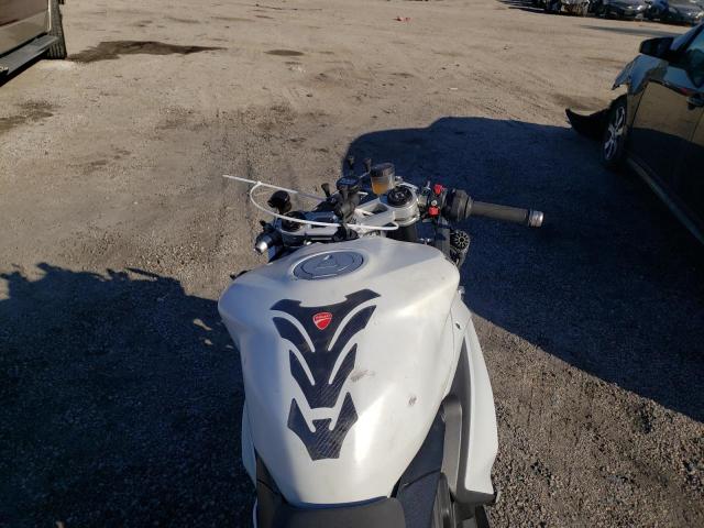 2021 DUCATI PANIGALE V ZDMHAATW6MB003571