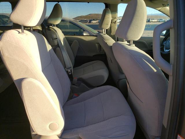 2017 TOYOTA SIENNA LE - 5TDKZ3DC2HS784629