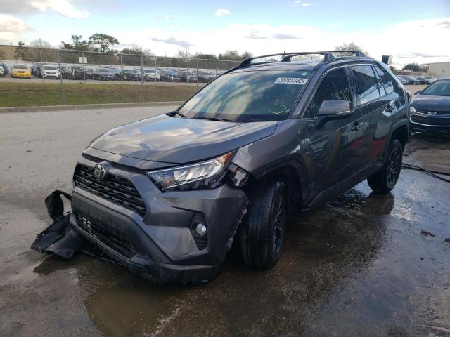 2020 TOYOTA RAV4 XLE 2T3W1RFV1LC070591