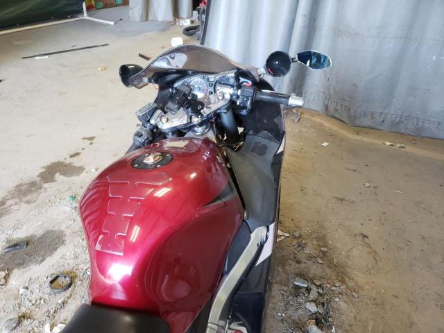 2003 SUZUKI GSX1300 R JS1GW71A332101145