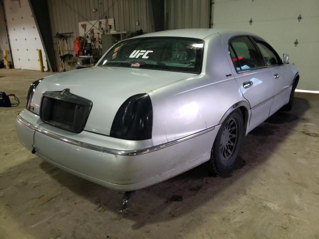 1LNHM82W7YY919476 Lincoln TOWNCAR