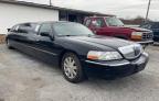 2003 LINCOLN  TOWN CAR