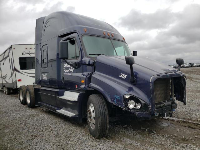 Salvage trucks for sale at Earlington, KY auction: 2016 Freightliner Cascadia 1