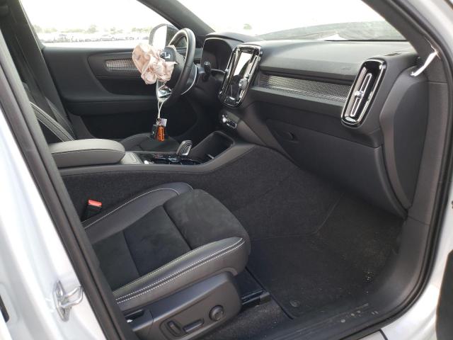 2021 VOLVO XC40 RECHA YV4ED3UR3M2461950
