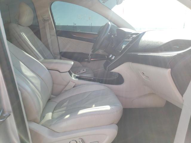 2016 LINCOLN MKC RESERV 5LMCJ3C90GUJ27817