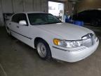 1999 LINCOLN  TOWN CAR