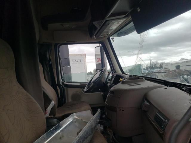 Фото: 4V4NC9EH5KN902251 - 5