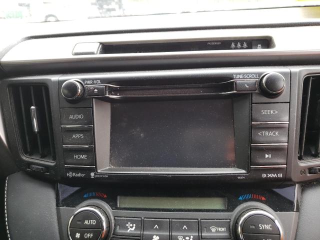 2017 TOYOTA RAV4 XLE JTMRFREV8HJ130676